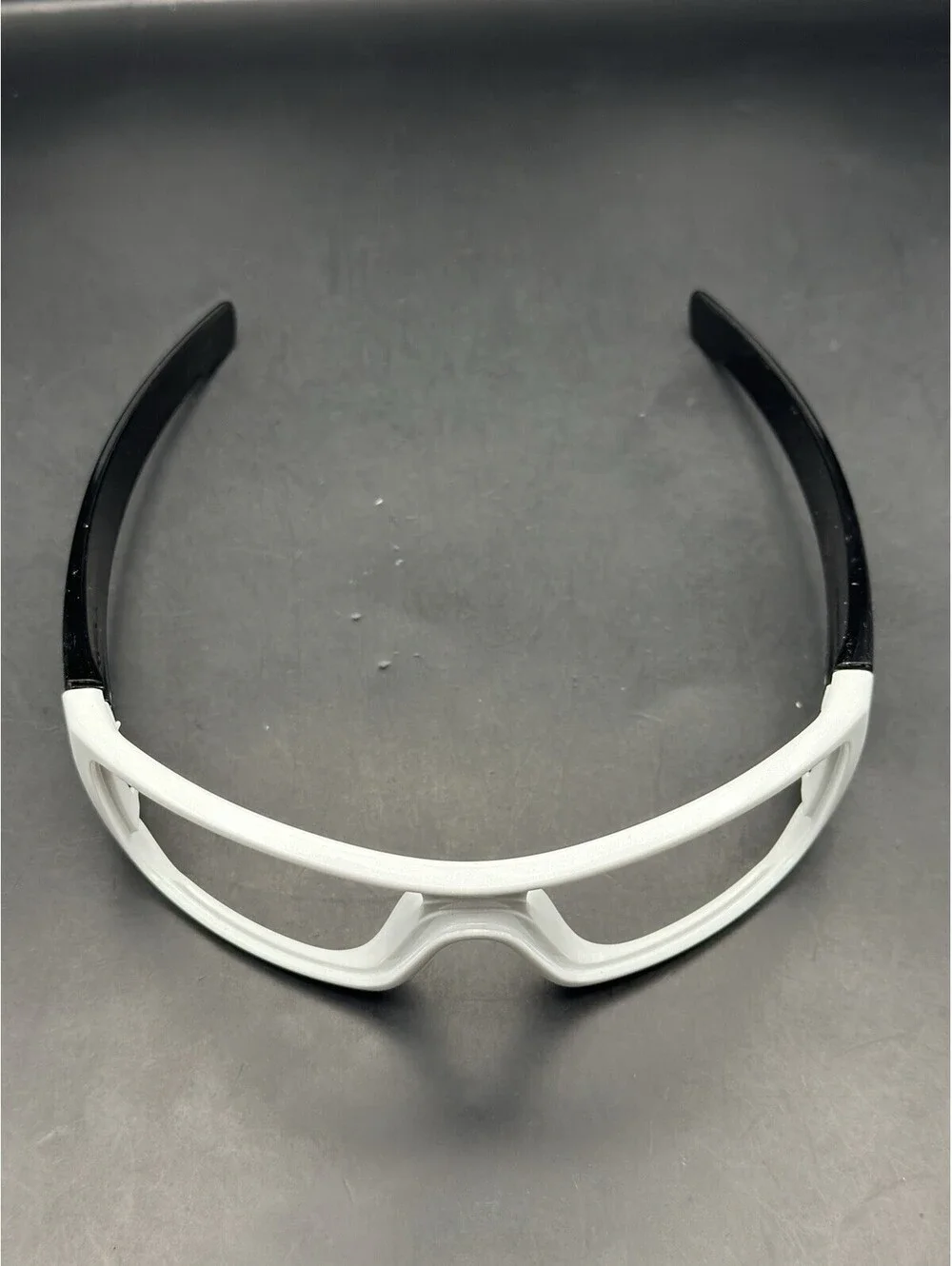 Oakley Batwolf Polished White/Black Frame